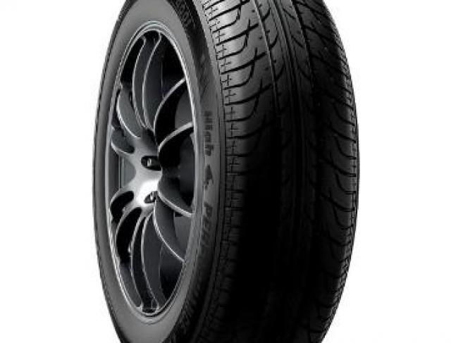 Pneu Tigar aro 16 - 235/60R16 - 4001 High Performance - 100H - Pneu Tucson e KIA Sportage